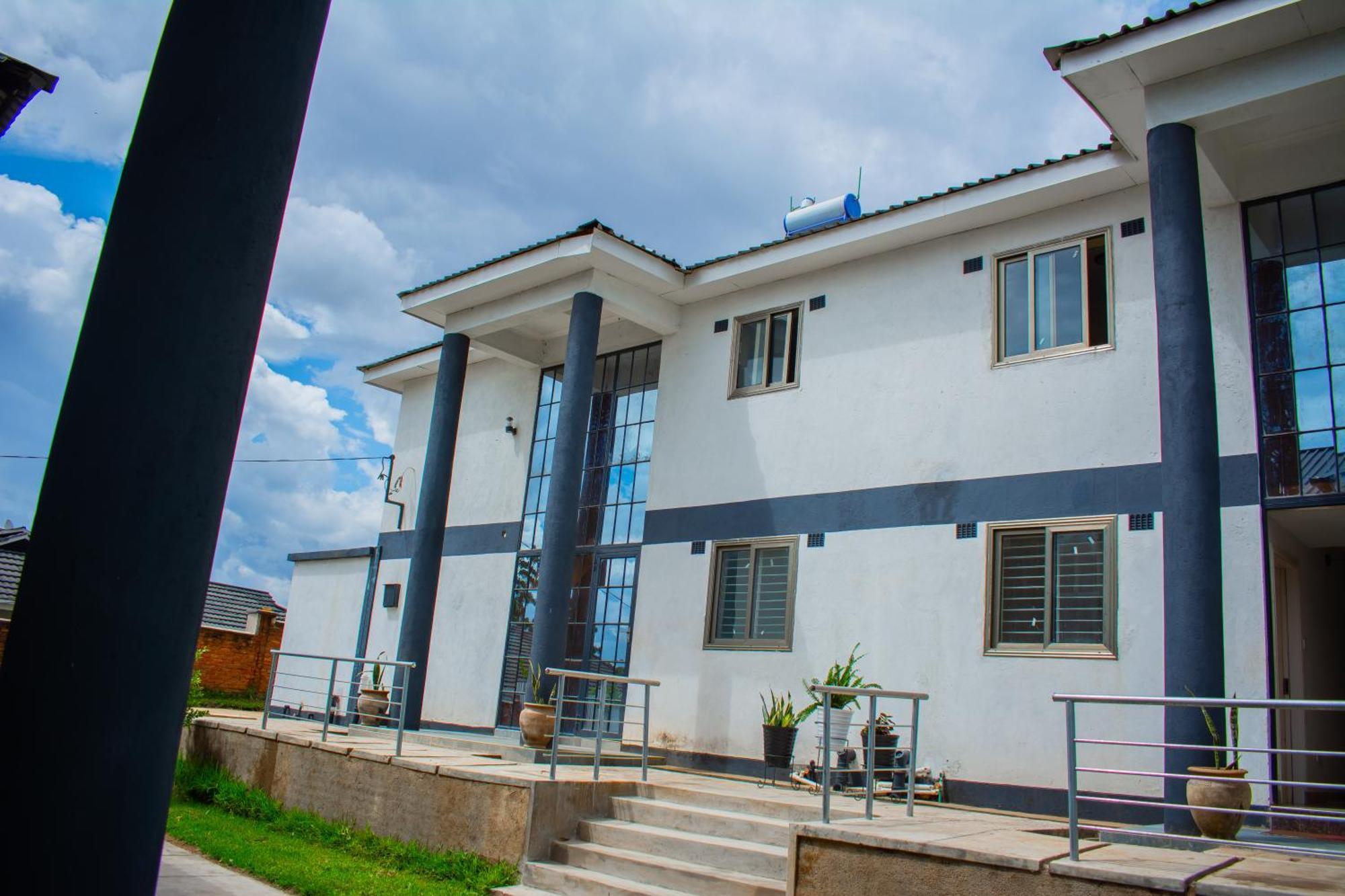 Divine Heights Bed And Breakfast Lilongwe Area 43 Esterno foto