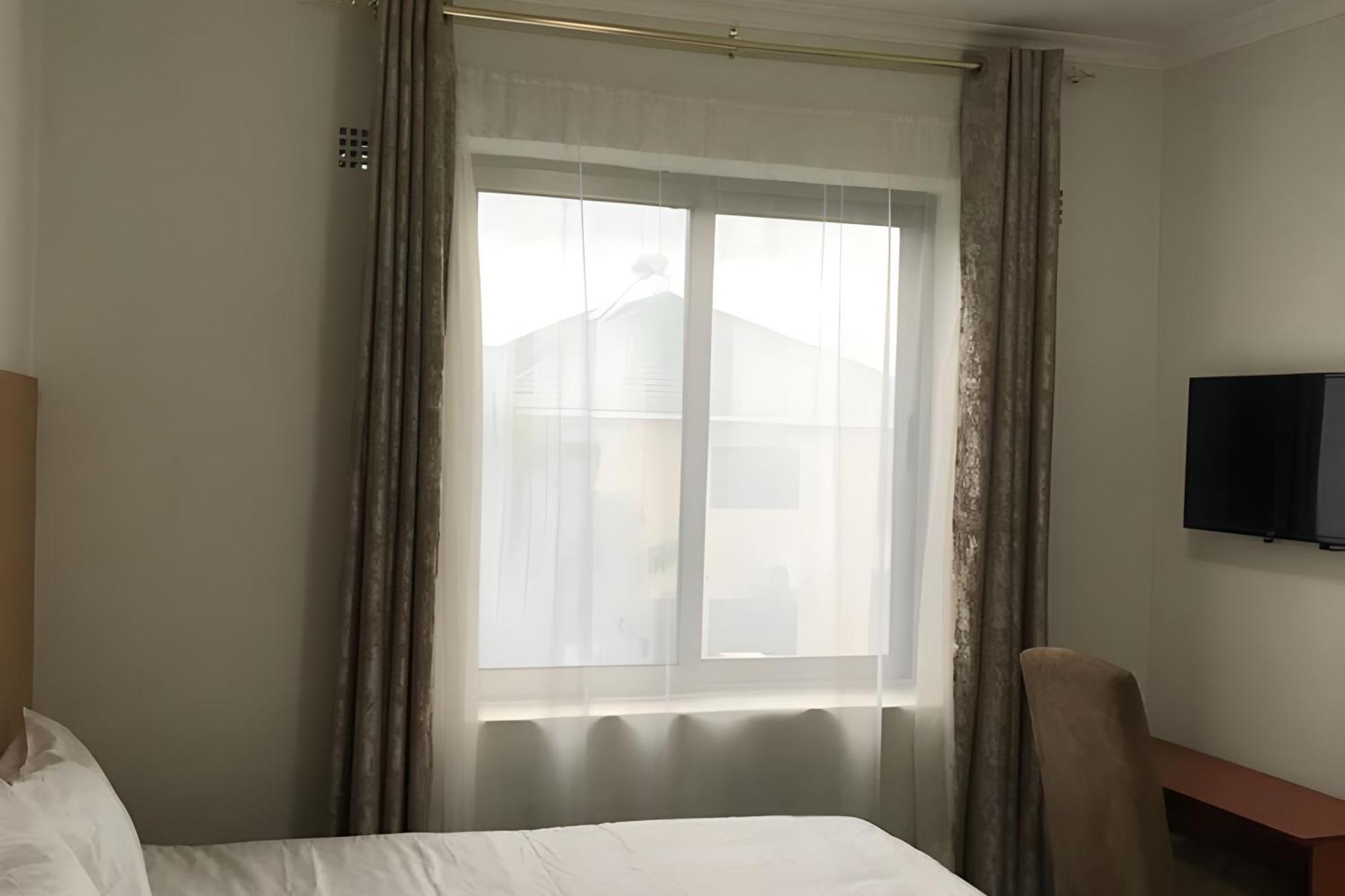Divine Heights Bed And Breakfast Lilongwe Area 43 Esterno foto